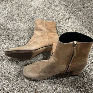 M. Gemi Italian made shoes! Great used condition! Suede size 37